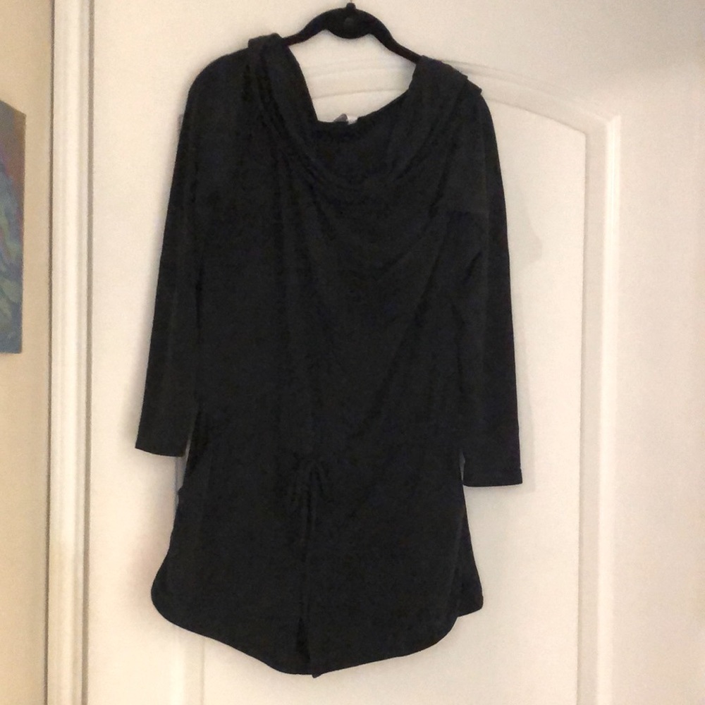 Black fabletics jumper